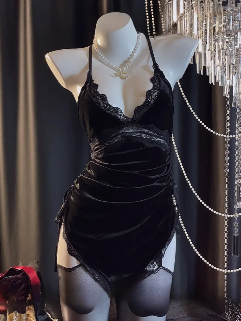 Velvet Spaghetti Strap Black Nightgown,Sexy Seductive Pajamas for Women,Sensual Hot Lingerie,Alluring Pure Desire Sleepwear
Velvet Spaghetti Strap Black Nightgown,Sexy Seductive Pajamas for Women,Sensual Hot Lingerie,Alluring Pure Desire Sleepwear