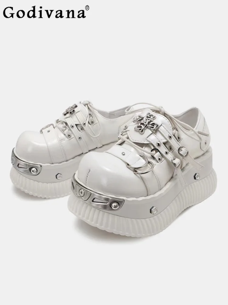 Y2k Subculture Japanese Original Lolita Platform Muffin Shoes Goth Style Punk Sweet Cool Girl Versatile Single Shoe
Y2k Subculture Japanese Original Lolita Platform Muffin Shoes Goth Style Punk Sweet Cool Girl Versatile Single Shoe