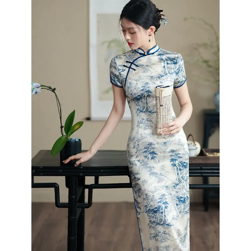 Improved cheongsam 2026 new new Chinese dress young mother middle-aged blue and white porcelain large size
Improved cheongsam 2026 new new Chinese dress young mother middle-aged blue and white porcelain large size