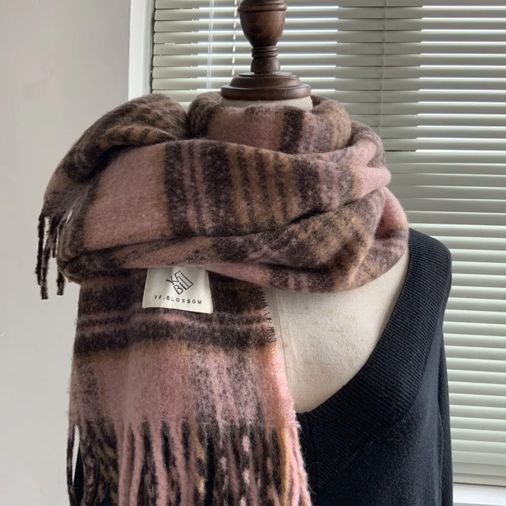 Tassel Mint Chocolate Color Plaid Scarf Colour Matching Cashmere Shawl Winter Cashmere Scarves Korean Style Scarves Solid Color
Tassel Mint Chocolate Color Plaid Scarf Colour Matching Cashmere Shawl Winter Cashmere Scarves Korean Style Scarves Solid Color