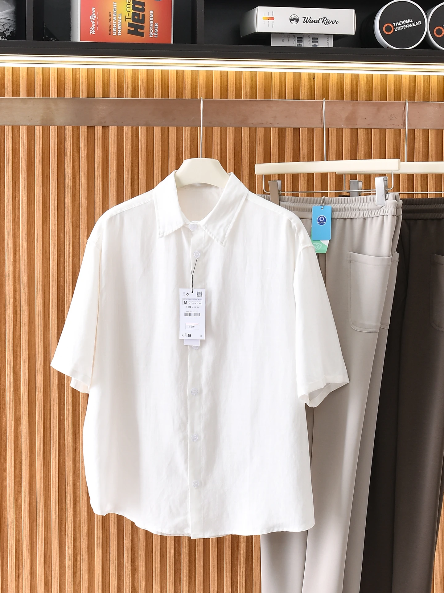 Nordic Mixed Flax Linen Men's Summer Short Sleeve Shirt Loose Fit Casual Style Breathable Comfortable Versatile American Style
Nordic Mixed Flax Linen Men's Summer Short Sleeve Shirt Loose Fit Casual Style Breathable Comfortable Versatile American Style