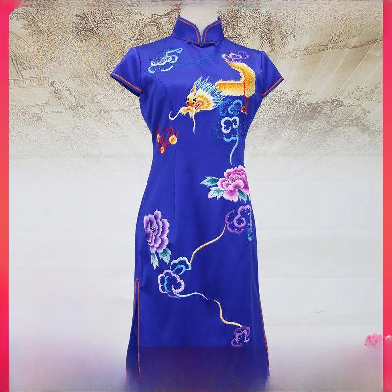 ort Silk Satin Dragon Embroidery Dr by Tao Yumei for Spring Autumn Winter Seasonal Use Evening Par Gown
ort Silk Satin Dragon Embroidery Dr by Tao Yumei for Spring Autumn Winter Seasonal Use Evening Par Gown