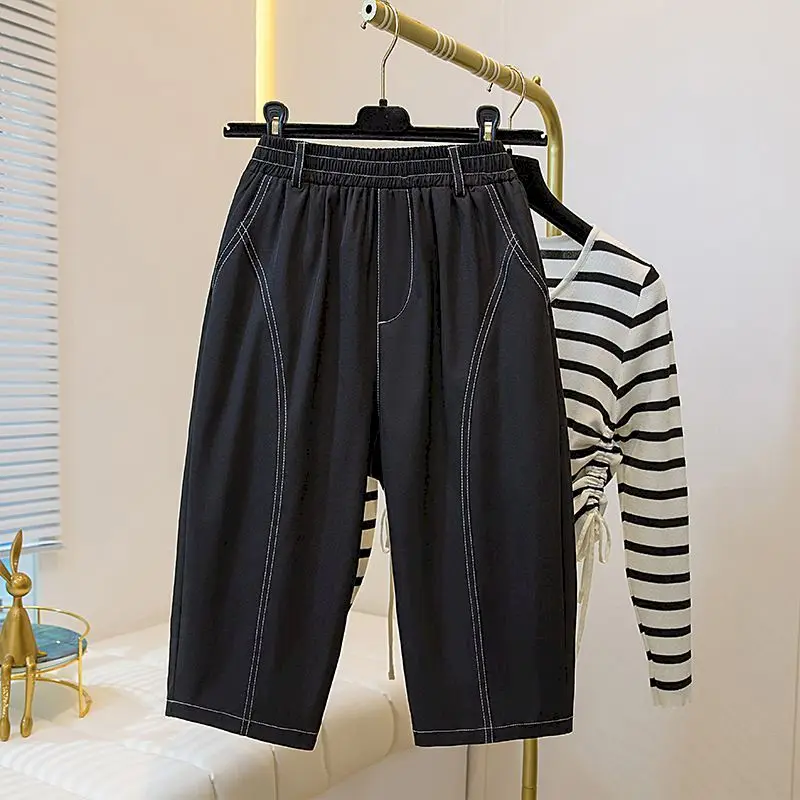 Harem Pants 2026 Summer Line Decoration Casual Capri Pants Korean Style Elastic Waist Trousers Vintage Sweatpants Women Clothes
Harem Pants 2026 Summer Line Decoration Casual Capri Pants Korean Style Elastic Waist Trousers Vintage Sweatpants Women Clothes