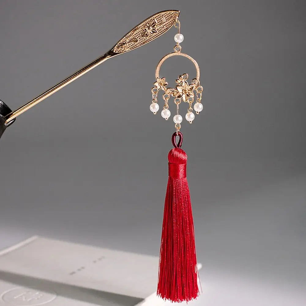 For Ladies Headdress Chinese Style Gift Hanfu Headwear Pearl Women Hair Fork Hairpins Hair Accessories Tassel Hair Stick
For Ladies Headdress Chinese Style Gift Hanfu Headwear Pearl Women Hair Fork Hairpins Hair Accessories Tassel Hair Stick