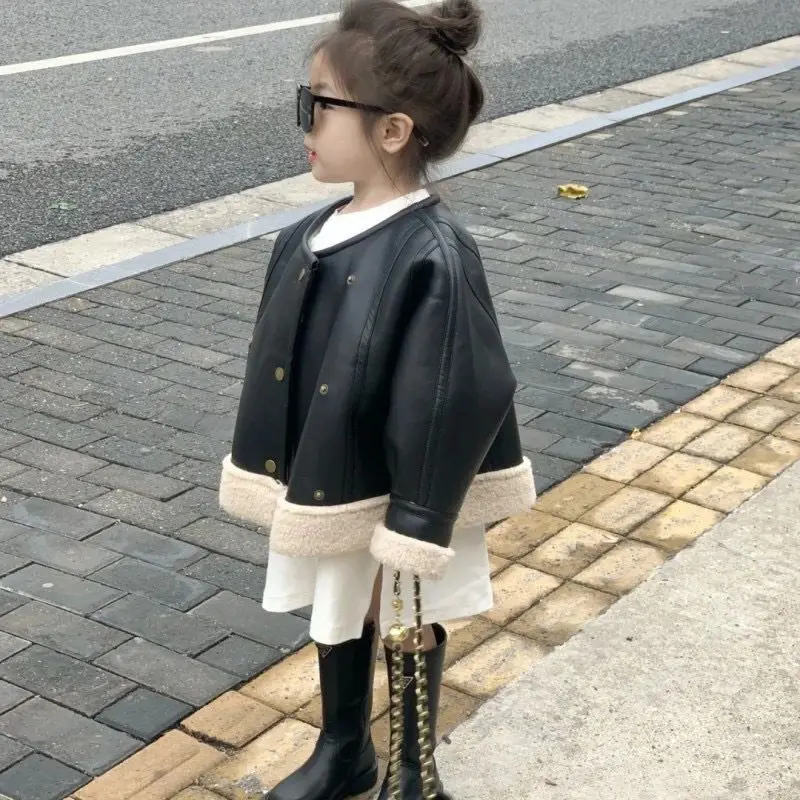 2025 Kids Streetwear Baby Girls Outerwear with Lamb Wool Lining
2025 Kids Streetwear Baby Girls Outerwear with Lamb Wool Lining