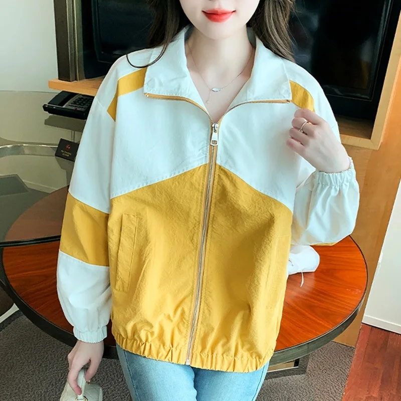 Уникальная женская одежда в пригородном стиле, свободная бейсбольная ветровка, весна-осень 2023, куртка контрастного цвета с воротником-стойкой, пальто
Уникальная женская одежда в пригородном стиле, свободная бейсбольная ветровка, весна-осень 2023, куртка контрастного цвета с воротником-стойкой, пальто