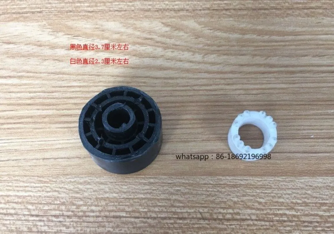 Колесо для массажного кресла Oriental God F3 F1 F5, направляющее колесо, подъемно-опускное колесо, ролик, мобильные колесные аксессуары
Колесо для массажного кресла Oriental God F3 F1 F5, направляющее колесо, подъемно-опускное колесо, ролик, мобильные колесные аксессуары