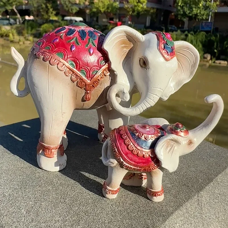 Outdoor Garden Resin Crafts Statue Mother and Child Love Elephant Home Desktop Decoration Ornament
Outdoor Garden Resin Crafts Statue Mother and Child Love Elephant Home Desktop Decoration Ornament