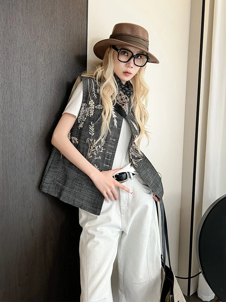 Women's Loose Fit Embroidered Vest Faionable Svel Top Vintage Design Autumn 2025 Collection Versatile Sle round Ne
Women's Loose Fit Embroidered Vest Faionable Svel Top Vintage Design Autumn 2025 Collection Versatile Sle round Ne
