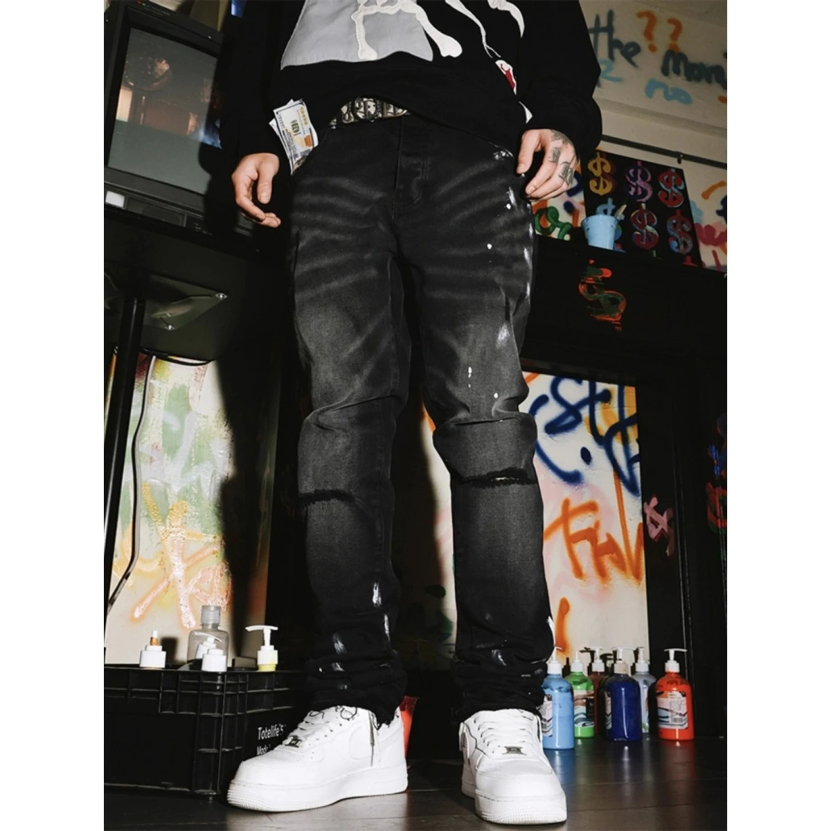 Men's Elastic Slim Fit Jeans Knee Cut out Hole Graffiti Spray Black Denim Pants Youth Fashion Spring Autumn Winter Straight Leg
Men's Elastic Slim Fit Jeans Knee Cut out Hole Graffiti Spray Black Denim Pants Youth Fashion Spring Autumn Winter Straight Leg