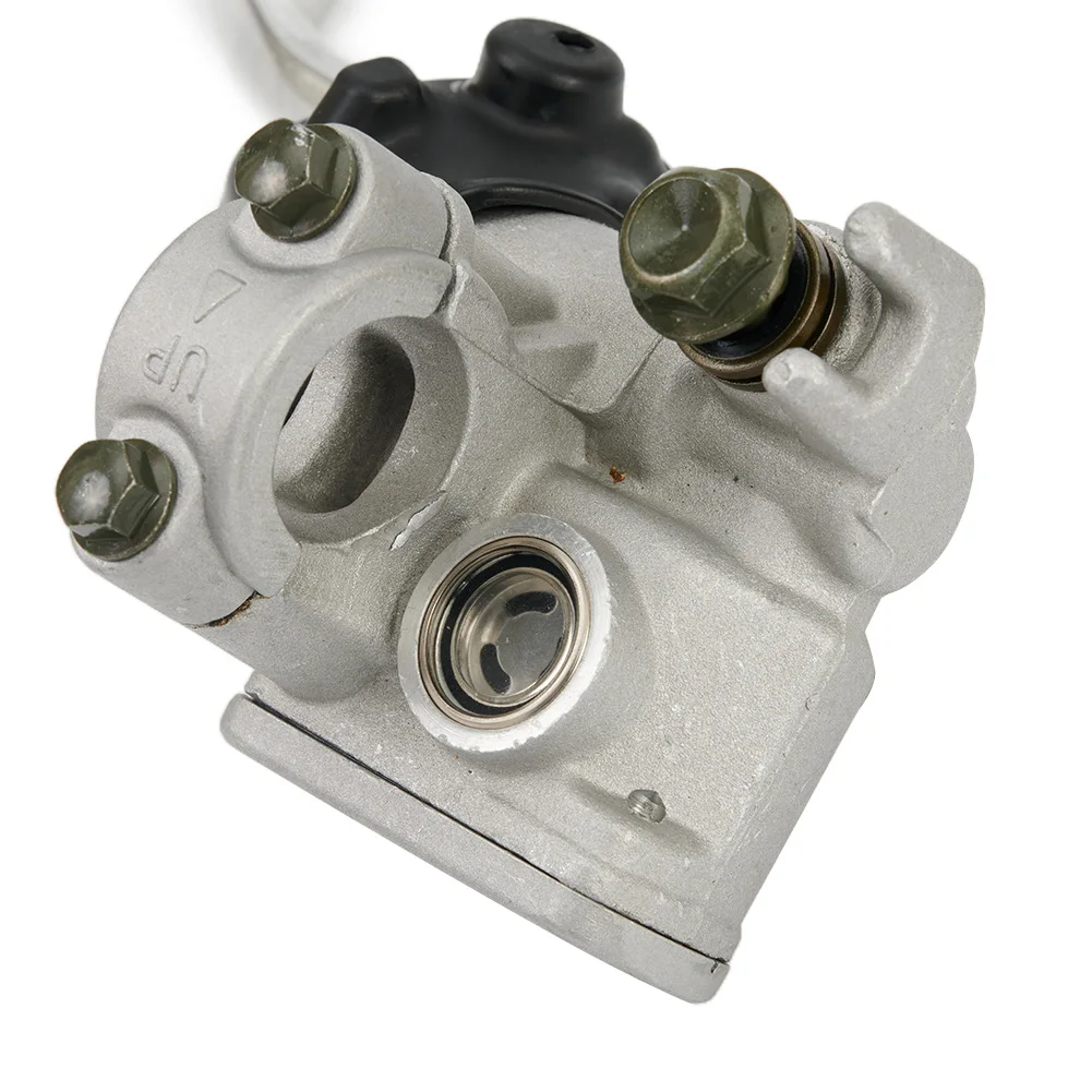 Upgrade Your Bike's Braking System with this Front Brake Master Cylinder for Honda CRF250R CRF450R CRF250X CRF450X
Upgrade Your Bike's Braking System with this Front Brake Master Cylinder for Honda CRF250R CRF450R CRF250X CRF450X