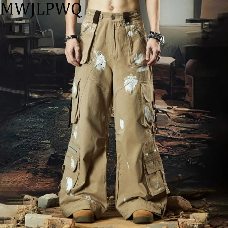 MWJLPWQ Male Graffiti Multi Pocket Cargo Jeans NewHeavy High Street Deconstruction Zipper Spliced Loose Straight Trousers 010571
MWJLPWQ Male Graffiti Multi Pocket Cargo Jeans NewHeavy High Street Deconstruction Zipper Spliced Loose Straight Trousers 010571