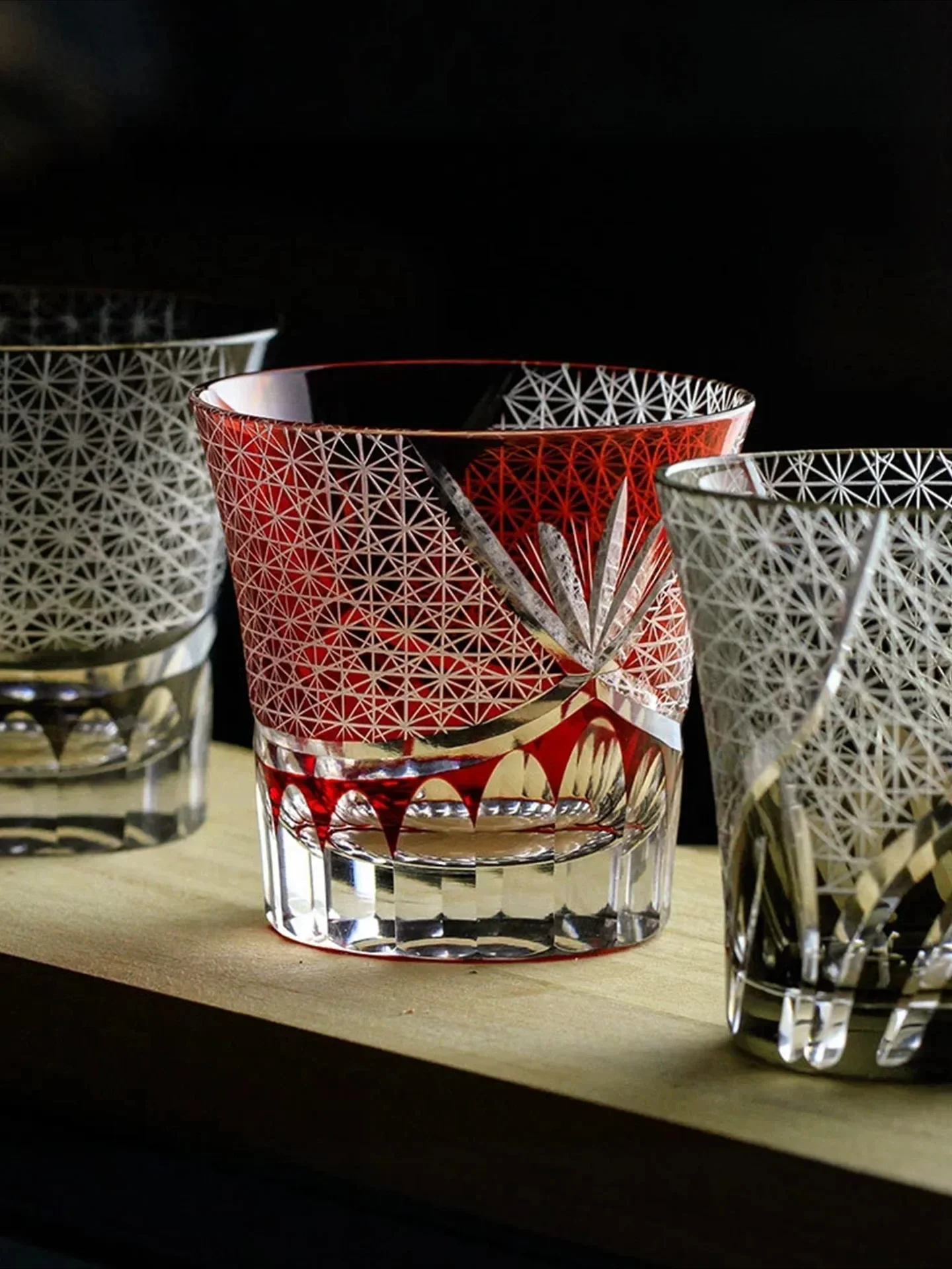 CL Modern Light Luxury Red Chrysanthemum Wine Cup Handmade Crystal Glass Foreign Wine Cup Whiskey Glass
CL Modern Light Luxury Red Chrysanthemum Wine Cup Handmade Crystal Glass Foreign Wine Cup Whiskey Glass
