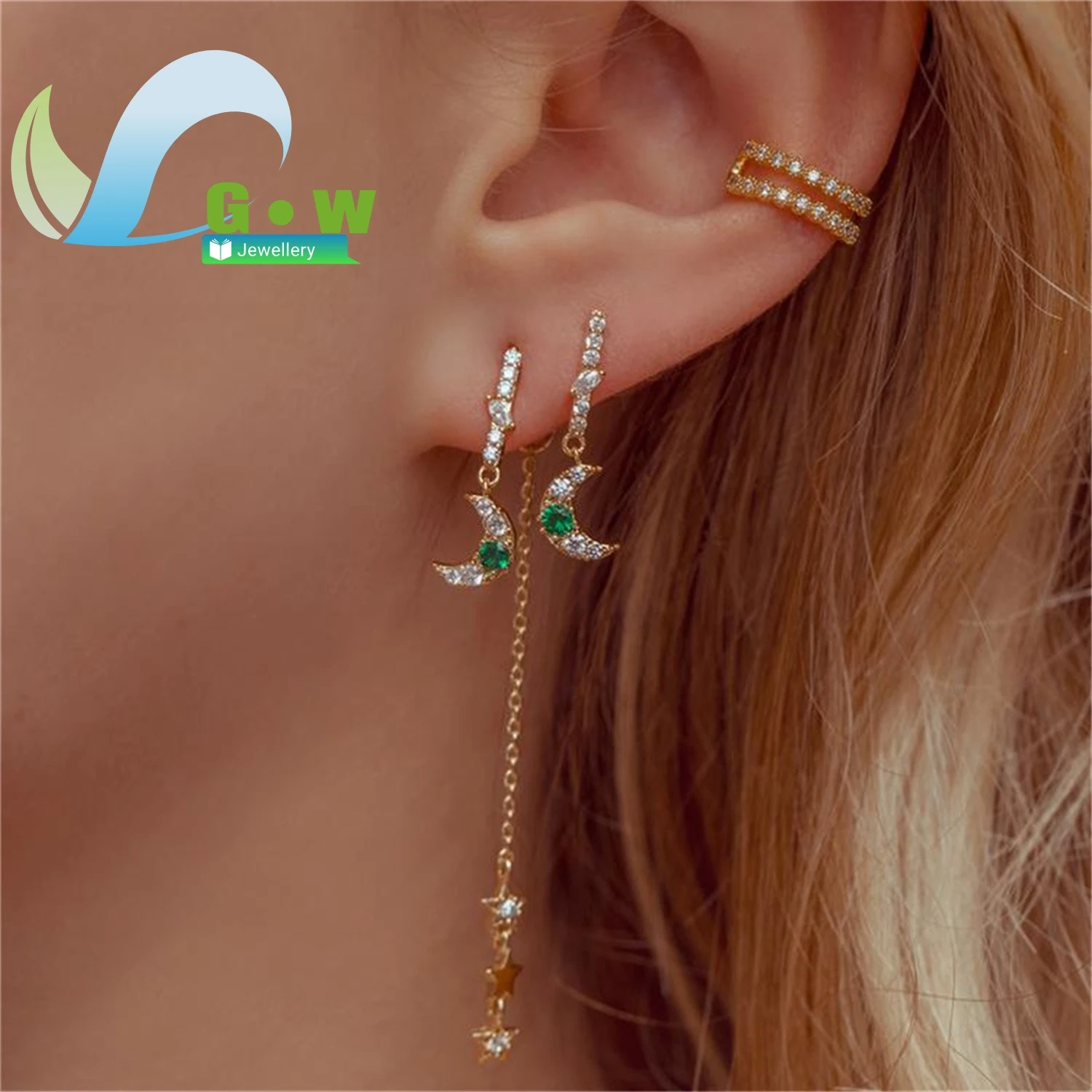 Серьги-гвоздики в европейско-американском стиле с зеленым цирконом, в форме звезды и луны, с застежкой-бабочкой, оптом
Серьги-гвоздики в европейско-американском стиле с зеленым цирконом, в форме звезды и луны, с застежкой-бабочкой, оптом