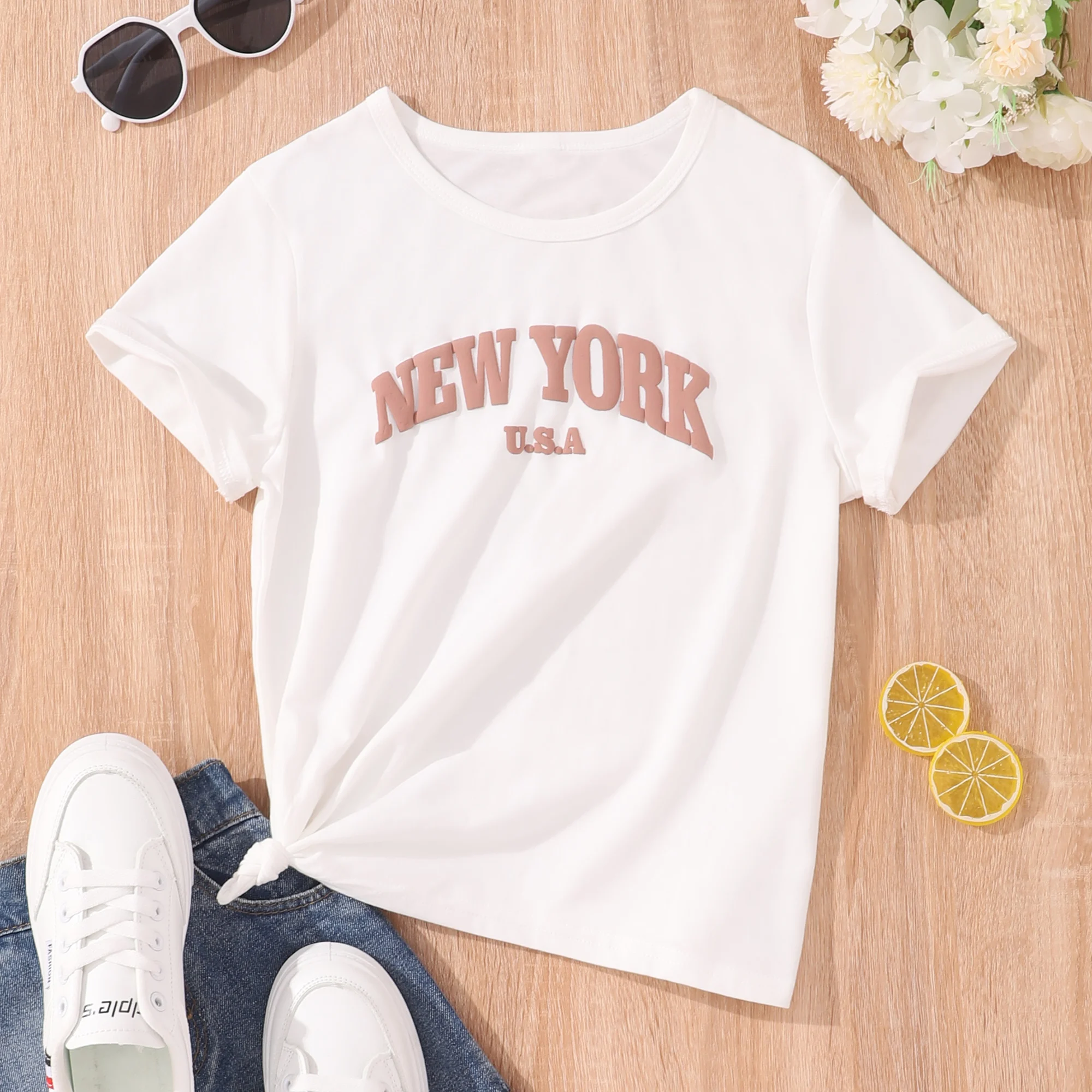 Summer Fashion Clothing Children's Clothing Round Neck Short Sleeve English Alphabet T-shirt Girls' Clothing Top
Summer Fashion Clothing Children's Clothing Round Neck Short Sleeve English Alphabet T-shirt Girls' Clothing Top