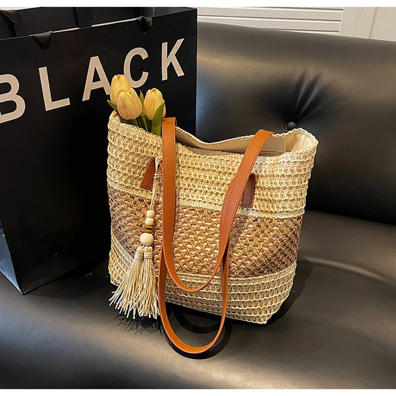 Large Capacity Women's Bag 2026 Summer New Handmade Woven Bag Color Blocked Commuting Shoulder Bag Beach Vacation Beach Bag
Large Capacity Women's Bag 2026 Summer New Handmade Woven Bag Color Blocked Commuting Shoulder Bag Beach Vacation Beach Bag