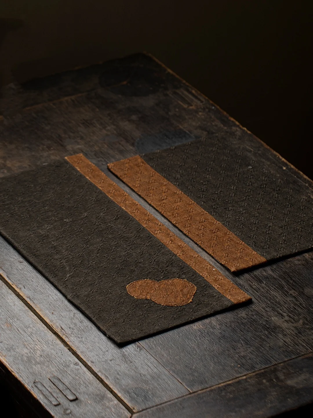 Винтажный коврик ручной работы для чайной церемонии, термоизоляционная подкладка, скатерть в китайском стиле, коврик для сушки чая
Винтажный коврик ручной работы для чайной церемонии, термоизоляционная подкладка, скатерть в китайском стиле, коврик для сушки чая