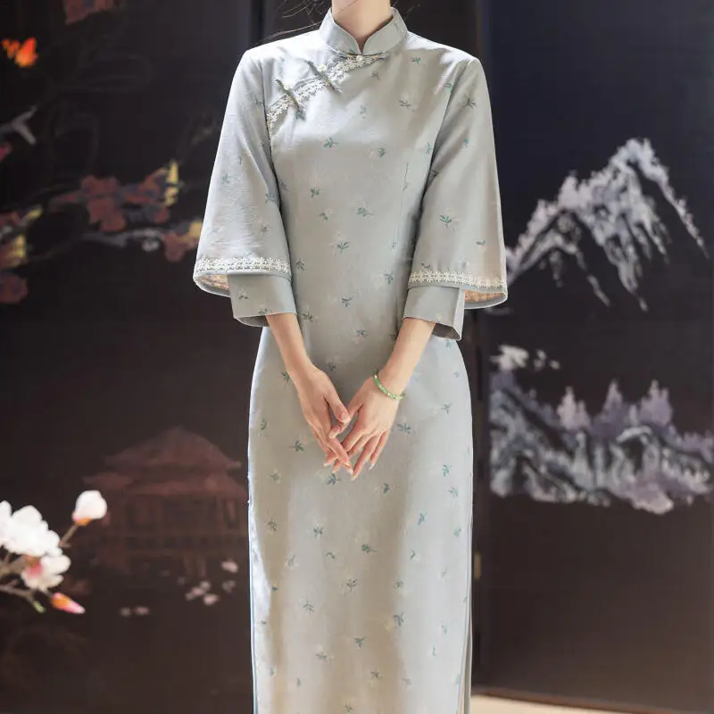 New Chinese Style Improved Dress Women Sexy Qipao Gown Sexy Long Chesongam Tradition Mandarin Collar Vestidos Print Qipao
New Chinese Style Improved Dress Women Sexy Qipao Gown Sexy Long Chesongam Tradition Mandarin Collar Vestidos Print Qipao