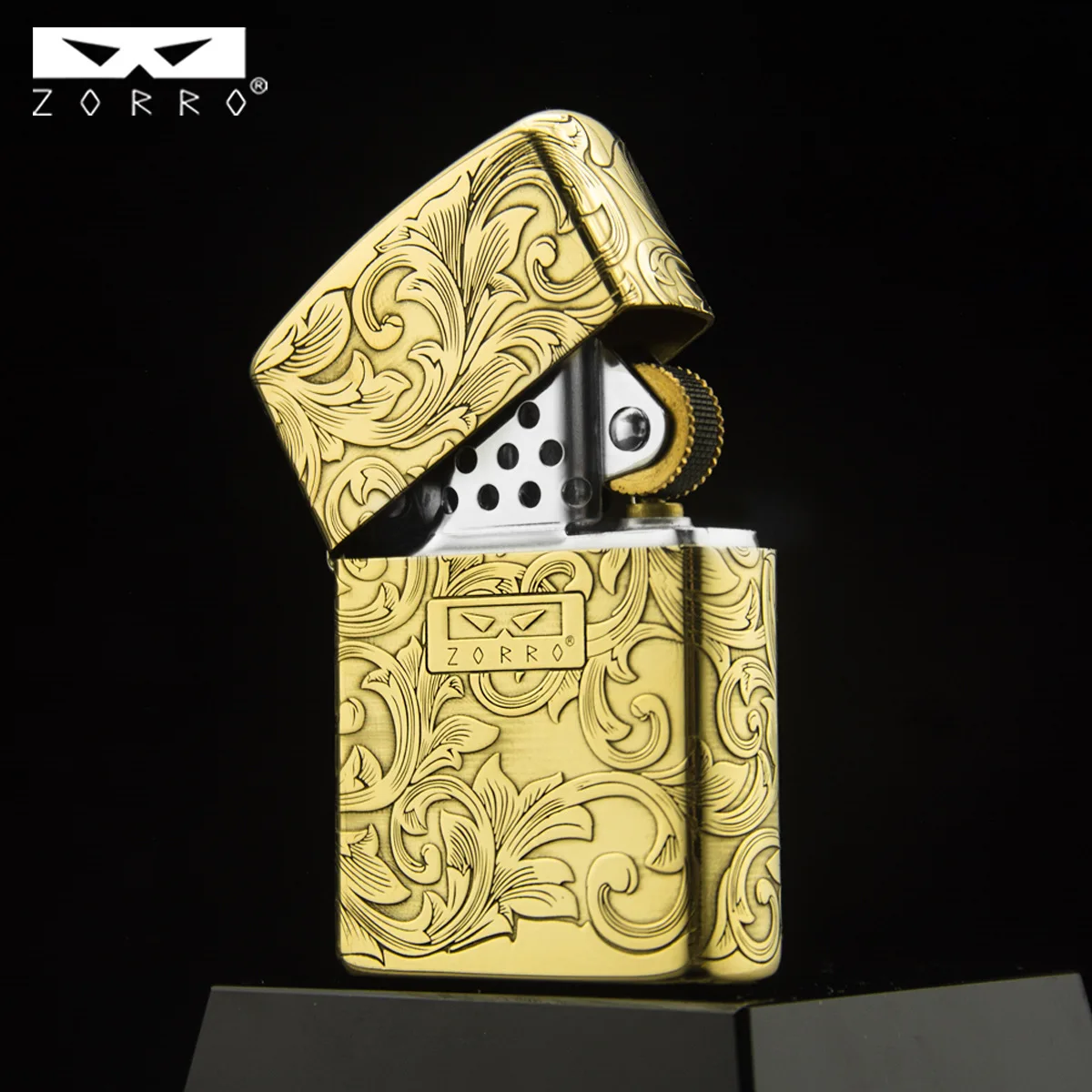 ZORRO brass second-generation Fugui Tang Grass, exquisitely carved and used as a cigarette lighter, is a gift for men
ZORRO brass second-generation Fugui Tang Grass, exquisitely carved and used as a cigarette lighter, is a gift for men
