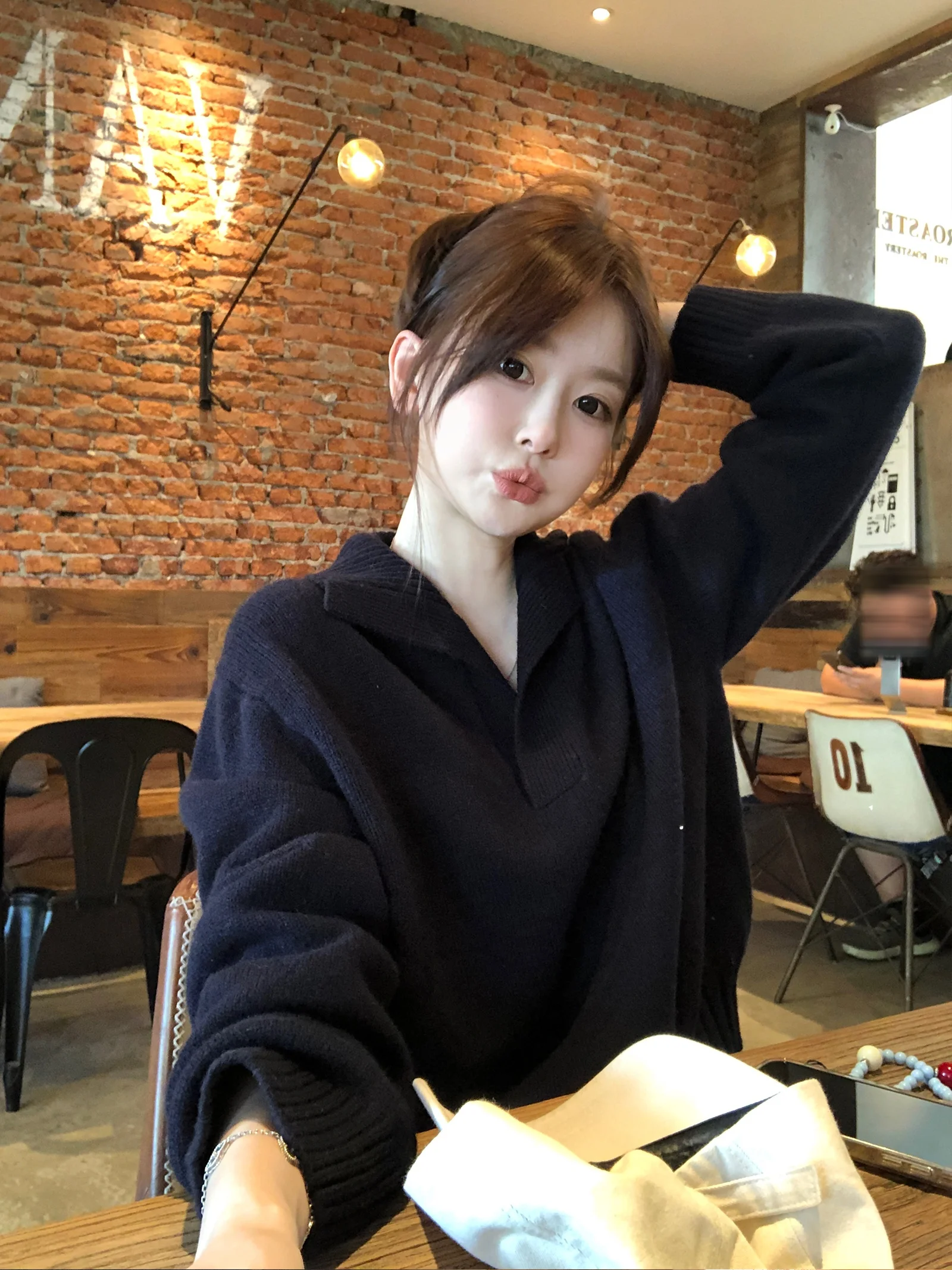 Kong li Soft Woolen Knitted Sweater Collared Loose Long Sve Women's Autumn New Lazy Sle Warmth Emitting Top
Kong li Soft Woolen Knitted Sweater Collared Loose Long Sve Women's Autumn New Lazy Sle Warmth Emitting Top