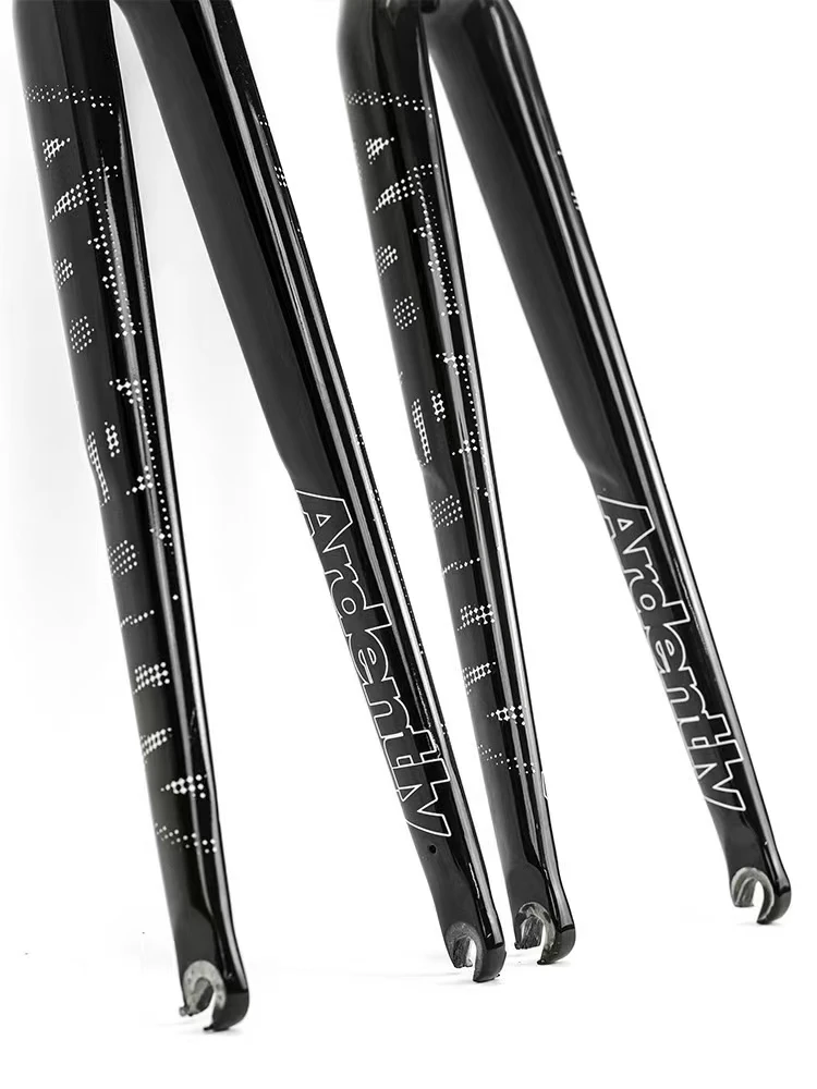 Дорожная вилка из углеродного волокна Ardently для велосипеда, прямая трубка 28,6 мм, карбоновая передняя вилка для велосипедов с фиксированной передачей, велосипедное оборудование 
Дорожная вилка из углеродного волокна Ardently для велосипеда, прямая трубка 28,6 мм, карбоновая передняя вилка для велосипедов с фиксированной передачей, велосипедное оборудование
