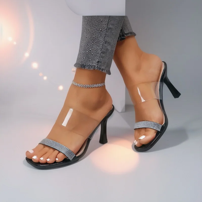 Summer Rhinestone Transparent Sandals Feminine One-line Straps with Thick Heels High Heels for Outer Wear Sandals and Slippers
Summer Rhinestone Transparent Sandals Feminine One-line Straps with Thick Heels High Heels for Outer Wear Sandals and Slippers