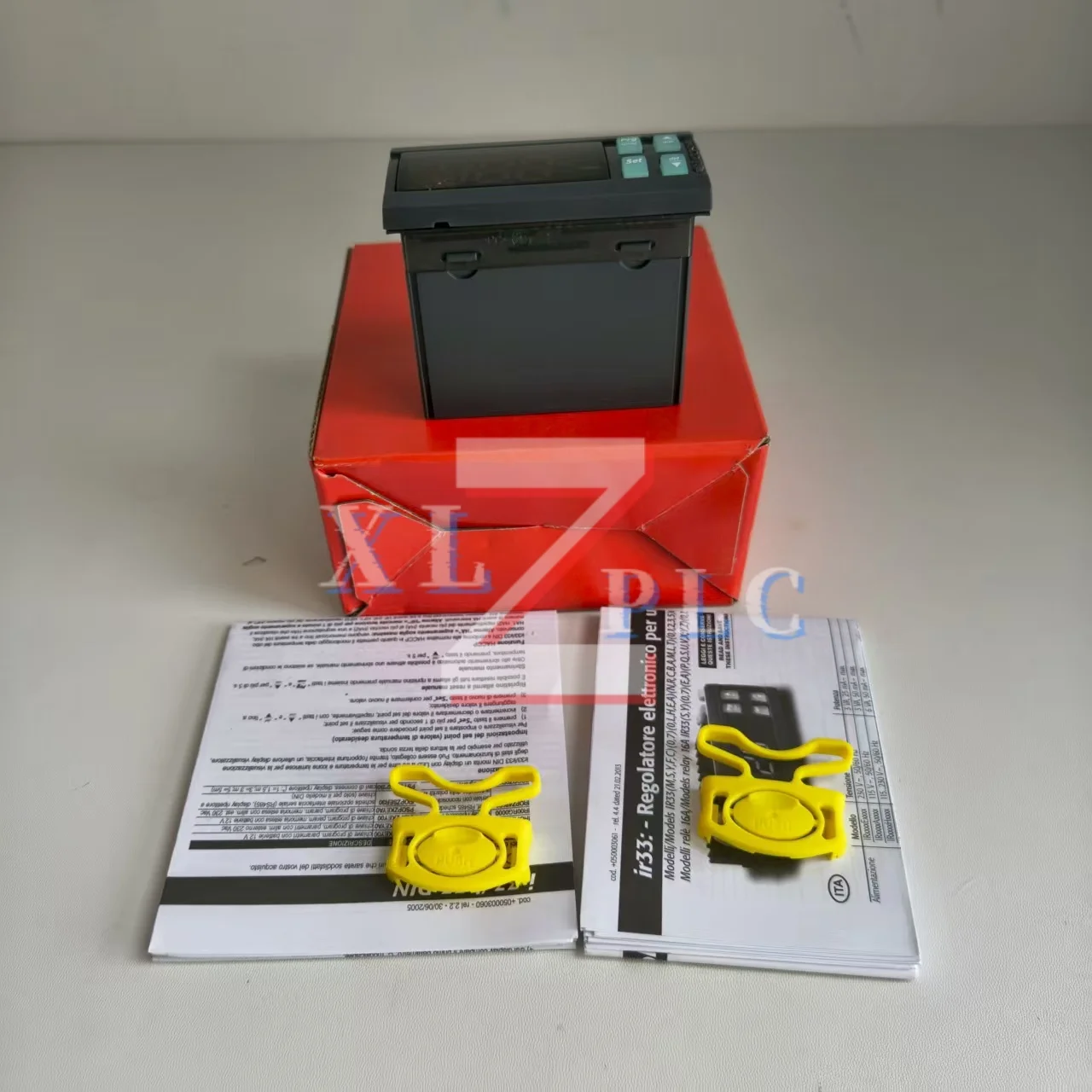 R33S0EA00 Temperature Controller new in stock
R33S0EA00 Temperature Controller new in stock