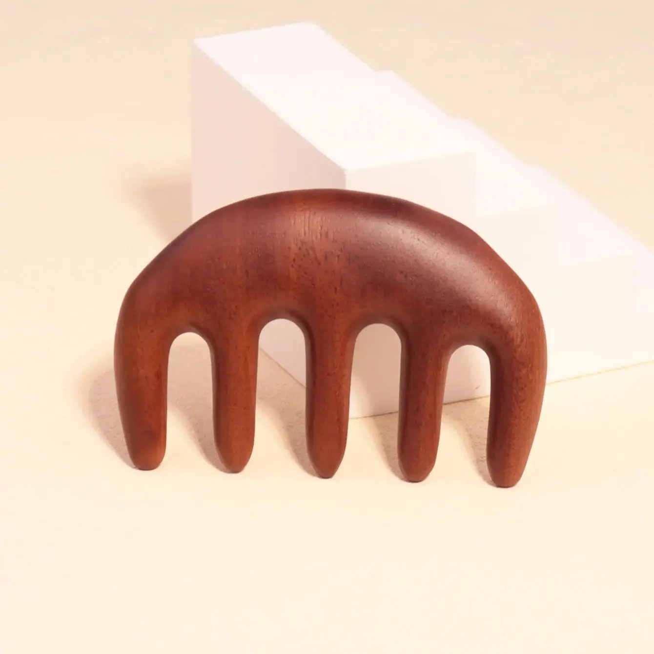 Portable Sandalwood Wooden Comb, Professional Meridian Massage Comb, suitable for gift giving Special for real hair wigs
Portable Sandalwood Wooden Comb, Professional Meridian Massage Comb, suitable for gift giving Special for real hair wigs