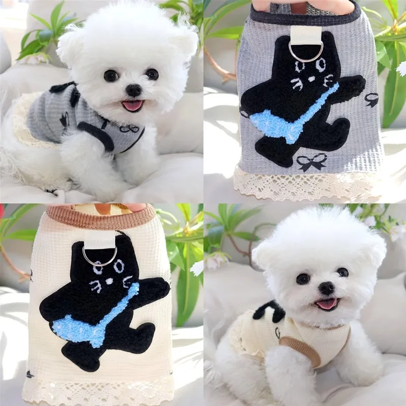 Popular Waffle Dog Clothes Summer Cute Pet Vest Teddy Cat Embroidered Pullover Bichon Cartoon Apparel with Leash Buckle
Popular Waffle Dog Clothes Summer Cute Pet Vest Teddy Cat Embroidered Pullover Bichon Cartoon Apparel with Leash Buckle