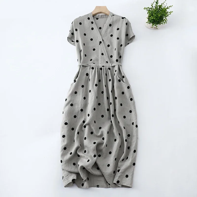 Baumwolle Und Leinen Punkt V-Ausschnitt Kurzarm Kleid Damen Sommer Neuen Koreanischen Stil Lose Größe Elegante Freizeit Kleid
Baumwolle Und Leinen Punkt V-Ausschnitt Kurzarm Kleid Damen Sommer Neuen Koreanischen Stil Lose Größe Elegante Freizeit Kleid