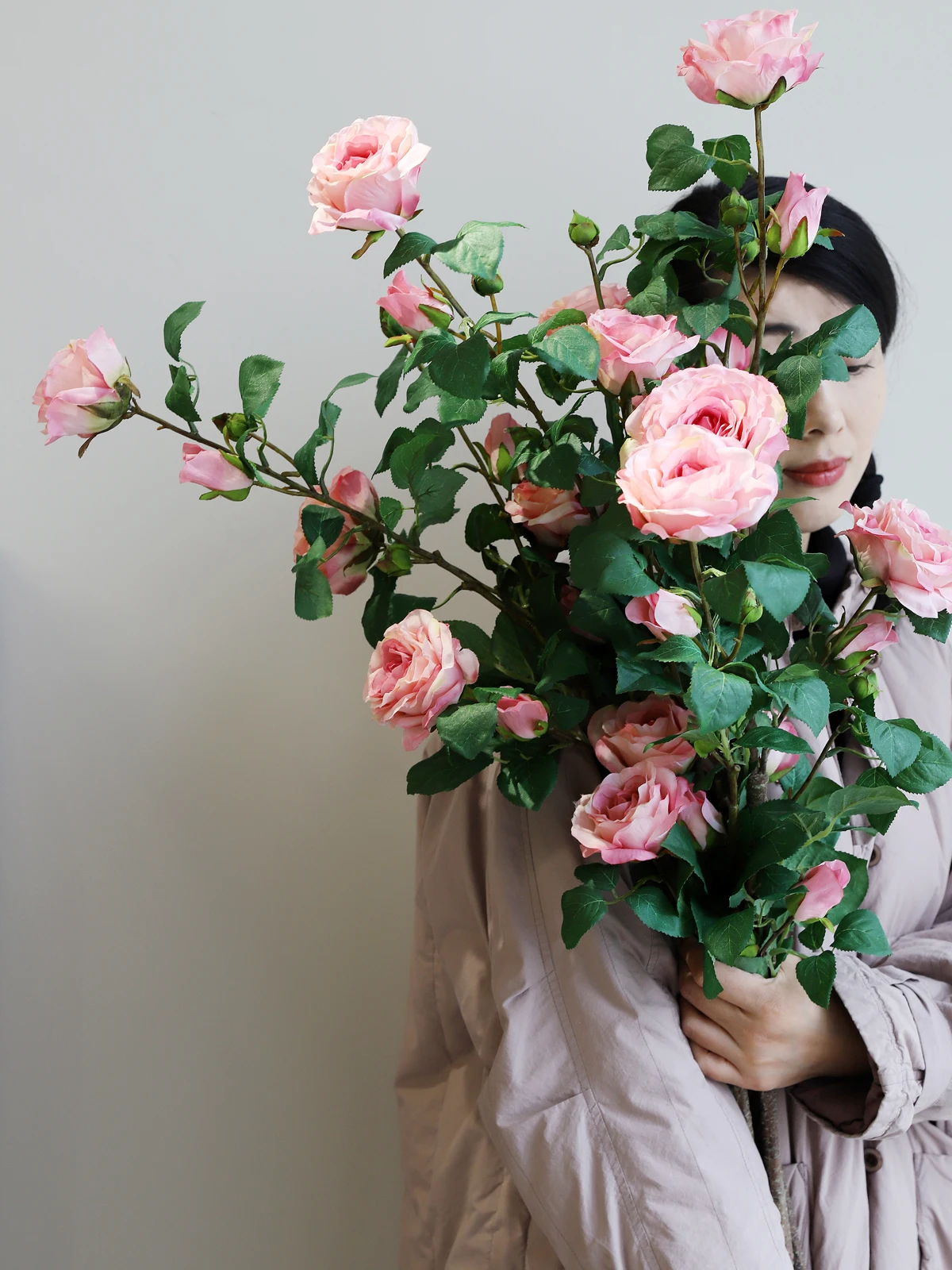 Fuhua a Grade Extra Large Peony Artificial Silk Flower Plastic Bouquet Living Room Decoration Modern Simplicity Handmade Craft
Fuhua a Grade Extra Large Peony Artificial Silk Flower Plastic Bouquet Living Room Decoration Modern Simplicity Handmade Craft