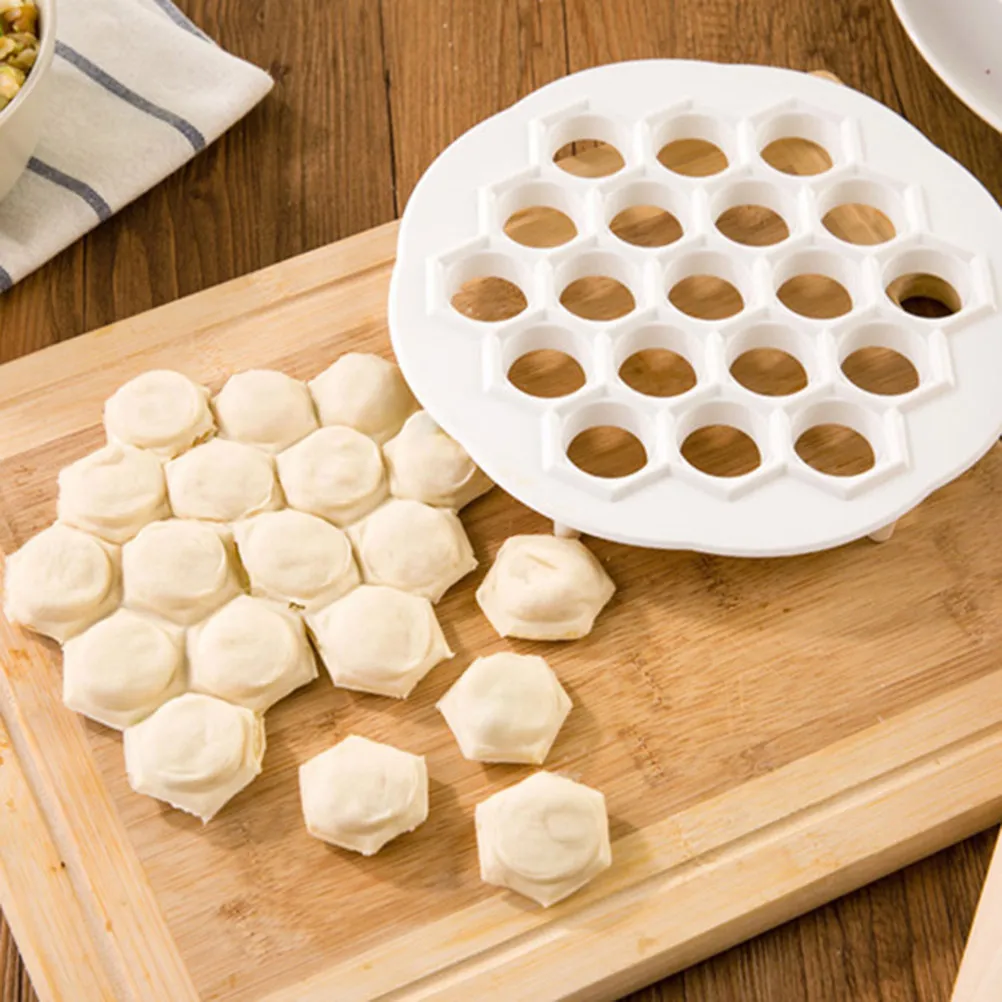 2Pcs Dumpling Maker Mold PP 19 Holes Dumplings Making Tool Kitchen DIY Fast Convenient Labor Saving Creative Shape
2Pcs Dumpling Maker Mold PP 19 Holes Dumplings Making Tool Kitchen DIY Fast Convenient Labor Saving Creative Shape