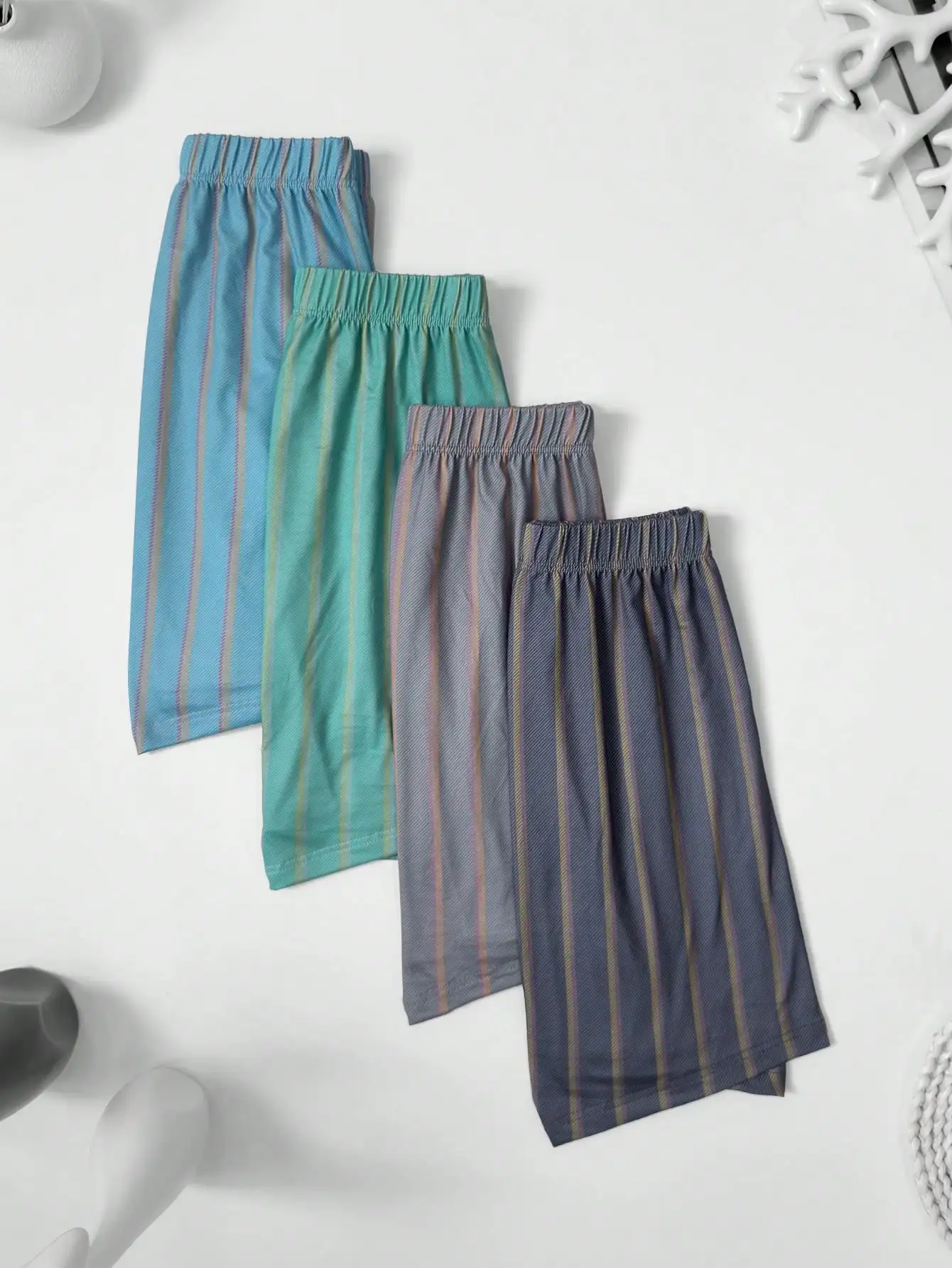 4pcs Mens Striped Airy Boxer Shorts Lightweight Breathable Lounge Pajama Shorts Elastic Waist Summer
4pcs Mens Striped Airy Boxer Shorts Lightweight Breathable Lounge Pajama Shorts Elastic Waist Summer