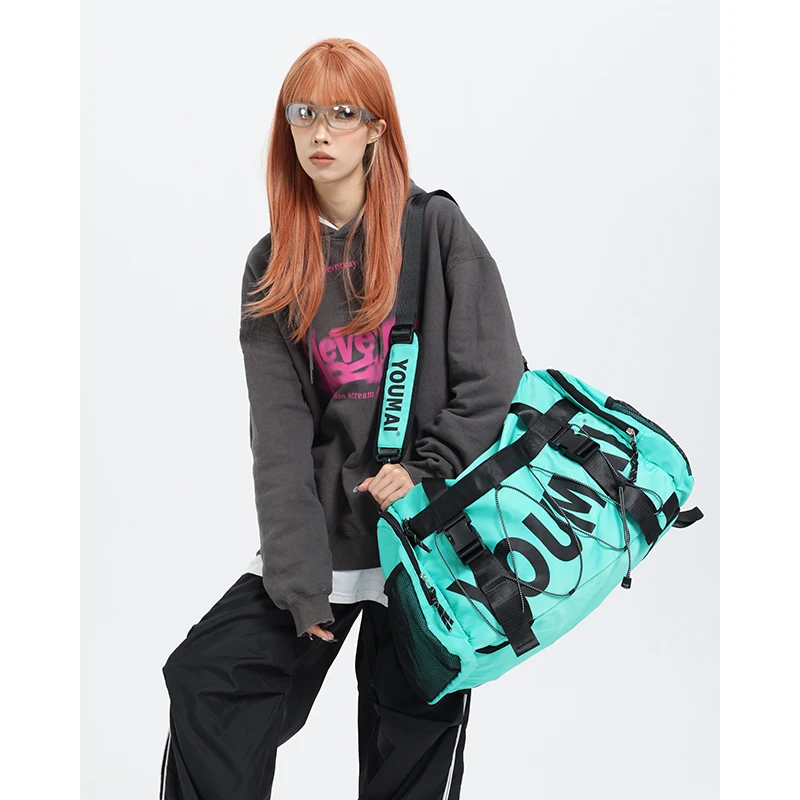 Light crossbody large capacity, swimming fitness bag dry and wet separation sports storage bag
Light crossbody large capacity, swimming fitness bag dry and wet separation sports storage bag