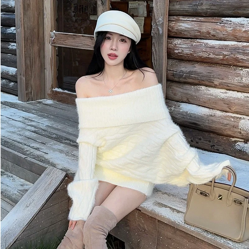 Elegant Thickened Knitted Shoulder Bared Mink Sweater Women's Soft Loose Knitted Top Versatile Daily Wear Comfortable Fit
Elegant Thickened Knitted Shoulder Bared Mink Sweater Women's Soft Loose Knitted Top Versatile Daily Wear Comfortable Fit