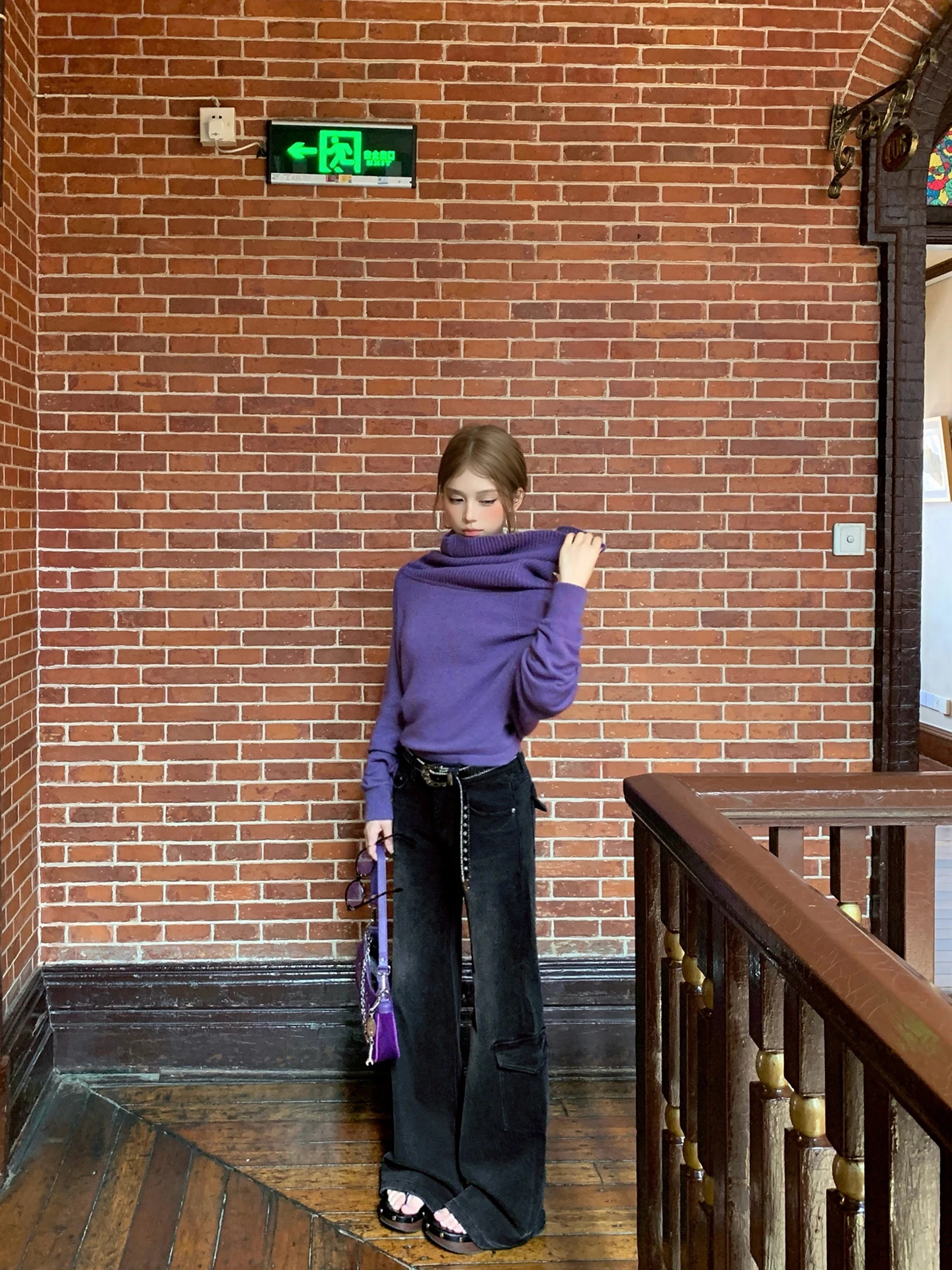 Женский вязаный свитер Ce Rose с длинным рукавом и высоким воротником, зимний, уличный стиль, свободный крой, термотоп, универсальный, утягивающий базовый слой L
Женский вязаный свитер Ce Rose с длинным рукавом и высоким воротником, зимний, уличный стиль, свободный крой, термотоп, универсальный, утягивающий базовый слой L