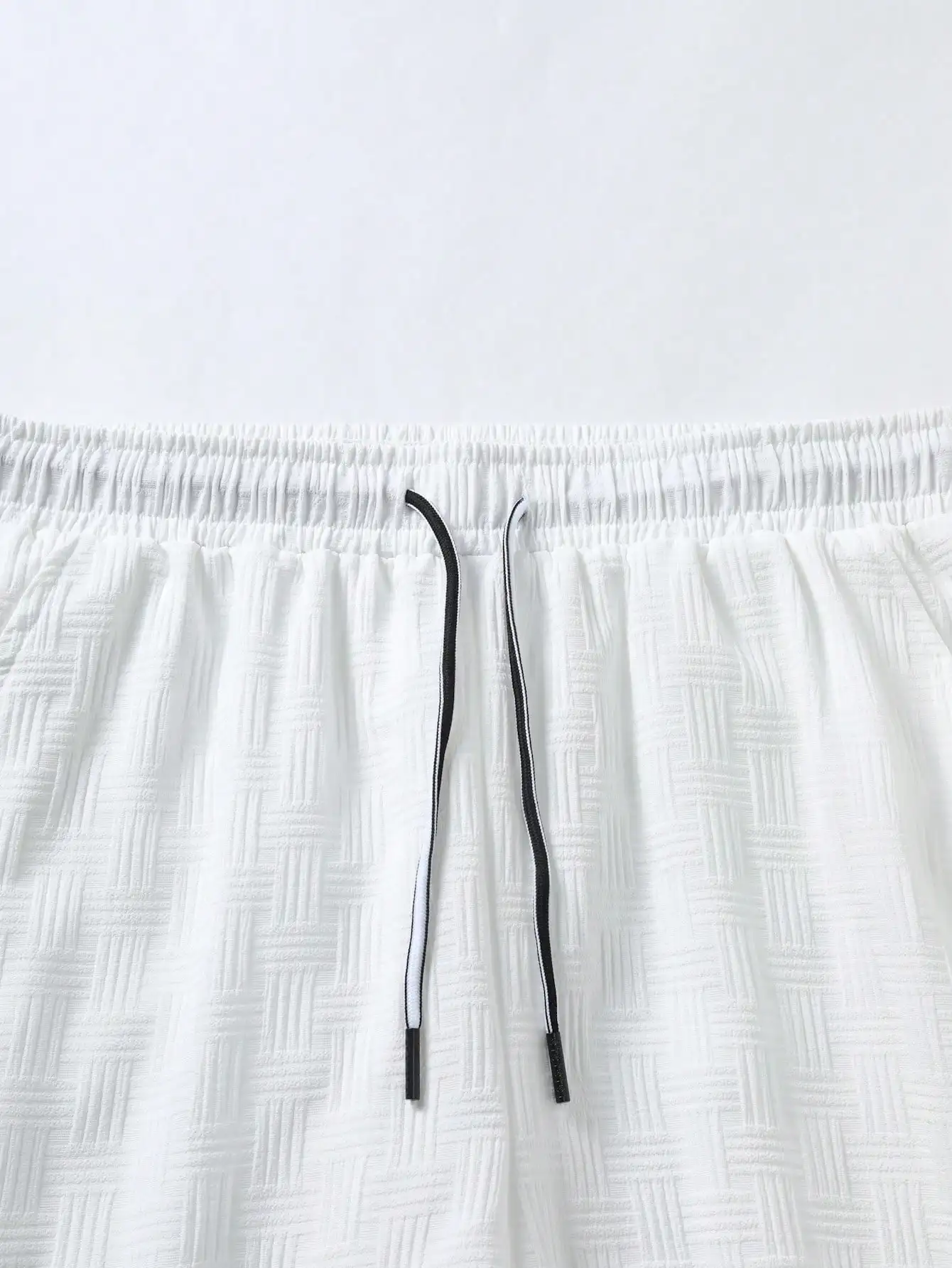 Men Woven Texture Button-Down Shirt And Matching Shorts Set
Men Woven Texture Button-Down Shirt And Matching Shorts Set