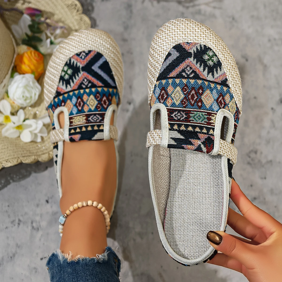 Women Ethnic Style Slippers Fashion Wedge Cloth Shoes Women with Soft Soles Walking Slippers Slip-on Mules Sandals Slides Women
Women Ethnic Style Slippers Fashion Wedge Cloth Shoes Women with Soft Soles Walking Slippers Slip-on Mules Sandals Slides Women