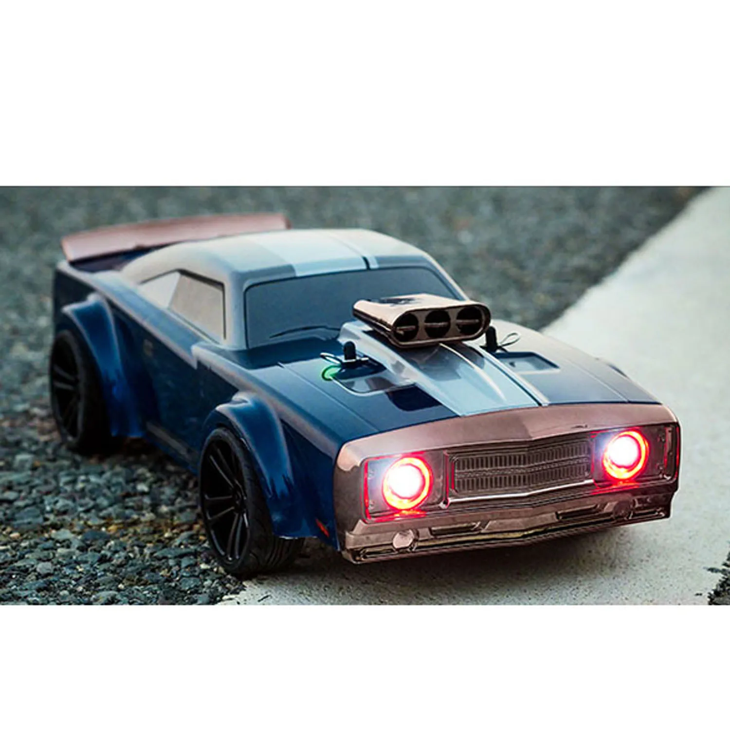 Toy RC Drift Car Q142 1/16 2.4G Remote Control 4WD High Speed Muscle Car 35km/h RTR Vehicle Brushed Motor LED Angel Eyes Vehicle
Toy RC Drift Car Q142 1/16 2.4G Remote Control 4WD High Speed Muscle Car 35km/h RTR Vehicle Brushed Motor LED Angel Eyes Vehicle