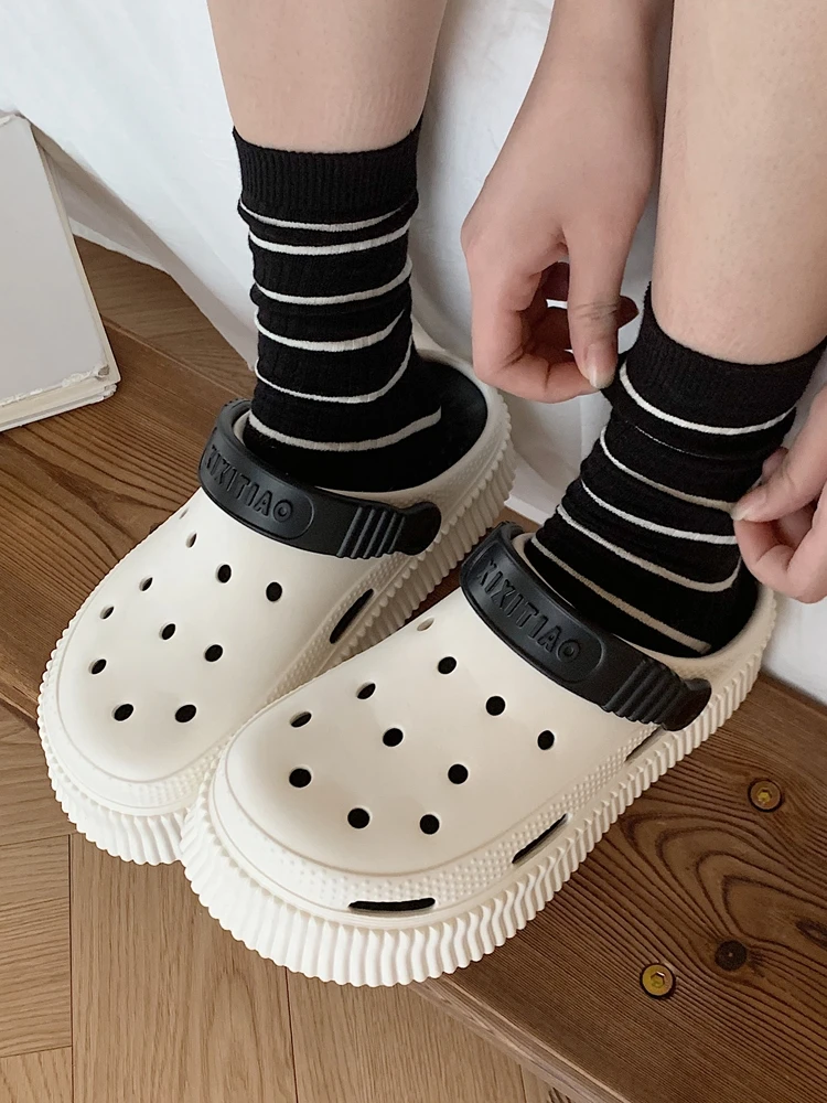 Fashionable Thick-Heeled EVA Slippers for Women Summer Beach Wear Comfortable Breathable Open-Toe Slip-On Casual Footwear
Fashionable Thick-Heeled EVA Slippers for Women Summer Beach Wear Comfortable Breathable Open-Toe Slip-On Casual Footwear