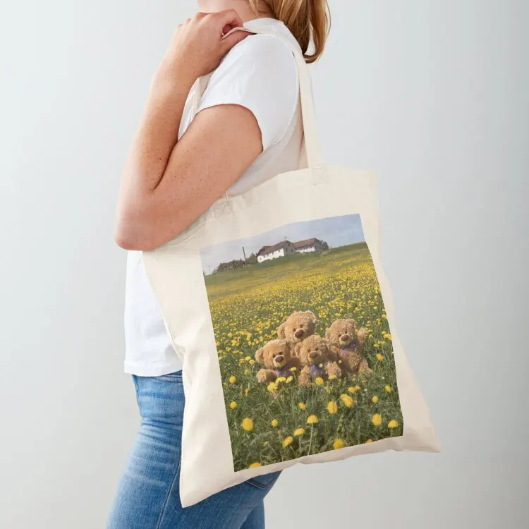 Traveling teddy with dandelions Tote Bag Eco bag reusable shopping bags shopping cart bags shopper bag woman
Traveling teddy with dandelions Tote Bag Eco bag reusable shopping bags shopping cart bags shopper bag woman
