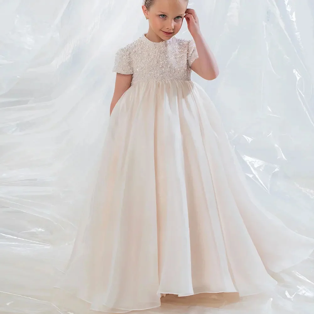 New Customized Flower Girl Dress For Wedding Pearls Bow Short Sleeve Floor Length Luxury Kids Birthday First Communion Gown
New Customized Flower Girl Dress For Wedding Pearls Bow Short Sleeve Floor Length Luxury Kids Birthday First Communion Gown