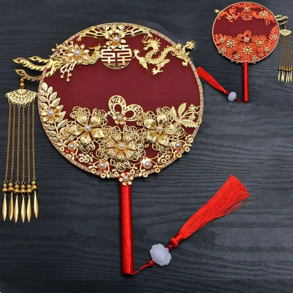 Product Bride Xiuhe Manual Wedding Ceremony Decorative Fan Ancient Style Tuan Fan Hand Holding Fan Xiuhe Clothes Fan Round Fan
Product Bride Xiuhe Manual Wedding Ceremony Decorative Fan Ancient Style Tuan Fan Hand Holding Fan Xiuhe Clothes Fan Round Fan