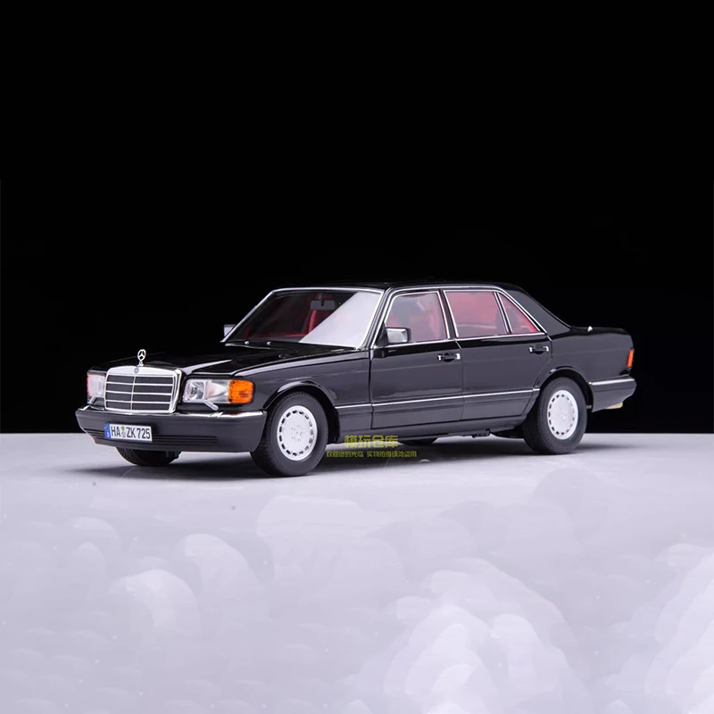 Масштабная модель автомобиля 1:18 W126 560 SEL 1991 S-Class, имитация из сплава, статическая коллекционная модель, игрушка, подарок, сувенир, украшение
Масштабная модель автомобиля 1:18 W126 560 SEL 1991 S-Class, имитация из сплава, статическая коллекционная модель, игрушка, подарок, сувенир, украшение