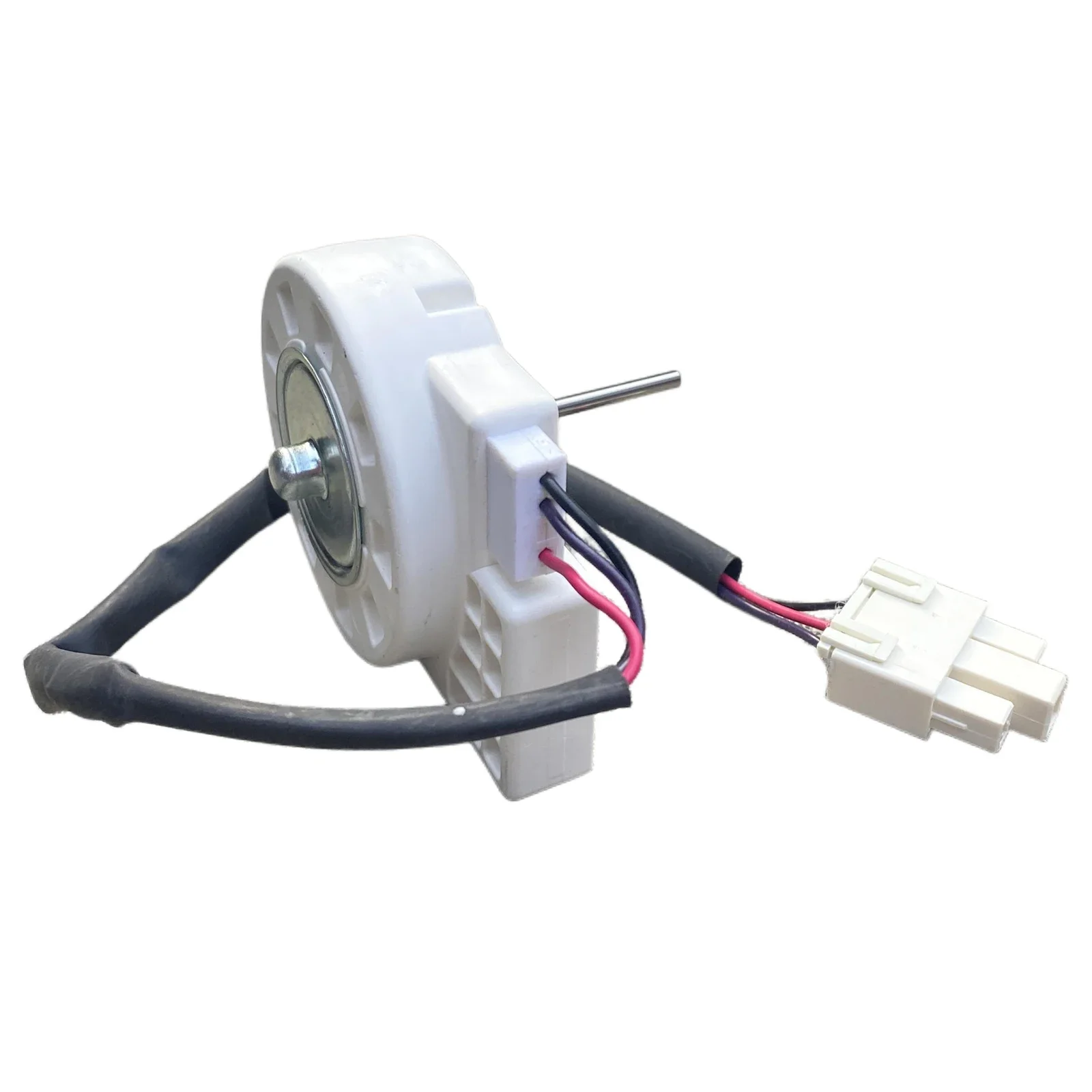 Вентиляторный двигатель для холодильника 50240401000K, DC12V 4.5W 2150RPM, охлаждающий вентиляторный двигатель
Вентиляторный двигатель для холодильника 50240401000K, DC12V 4.5W 2150RPM, охлаждающий вентиляторный двигатель