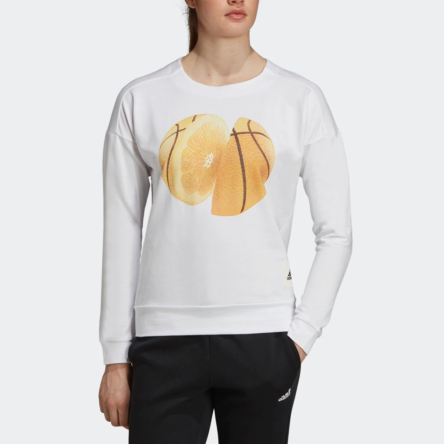 Оригинальный сезонный новый женский спортивный пуловер Adidas FJ7556
Оригинальный сезонный новый женский спортивный пуловер Adidas FJ7556