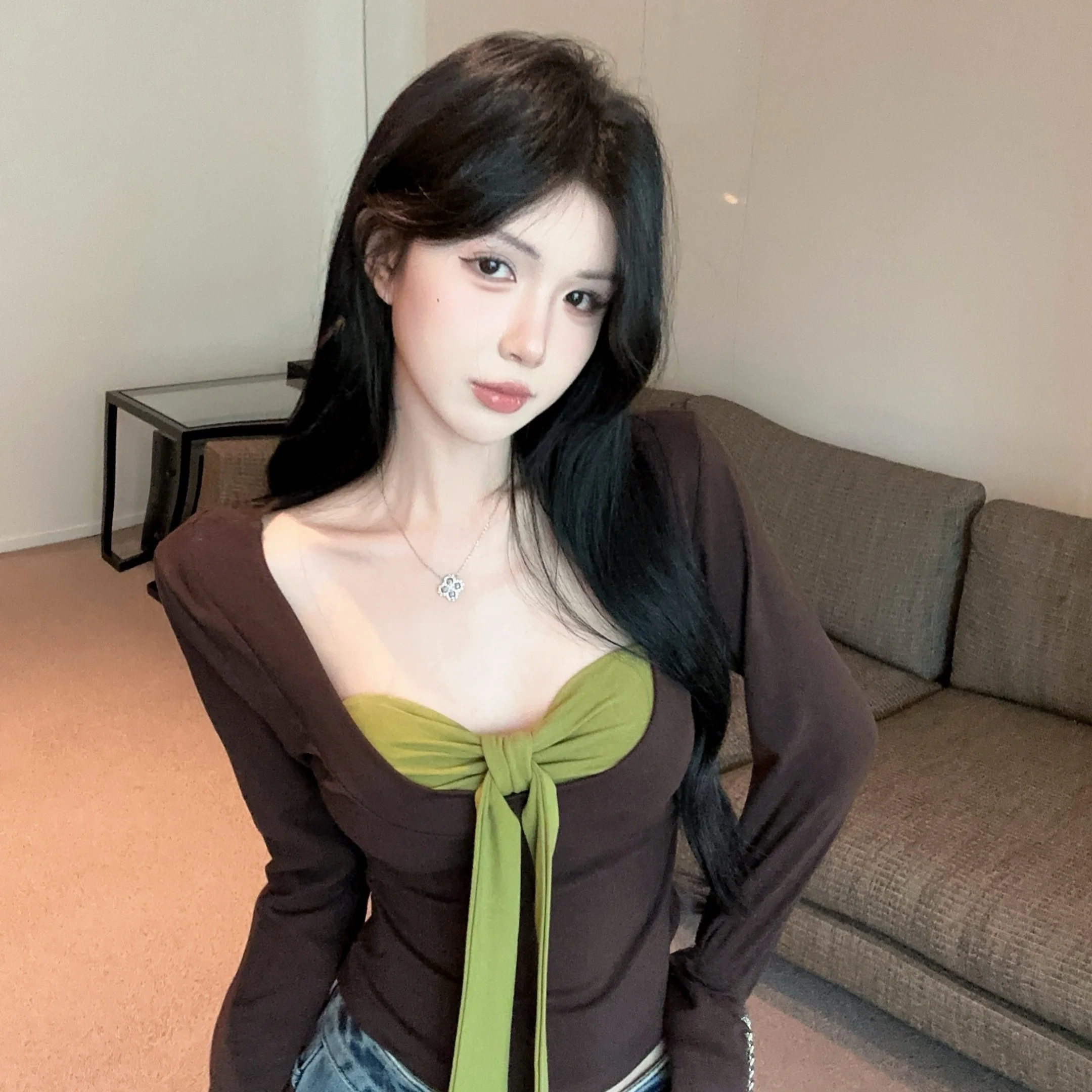 Футболка een Contrast Long Sve с узлом, внутренняя одежда, топ, комплект бота, осенняя модная повседневная однотонная женская футболка
Футболка een Contrast Long Sve с узлом, внутренняя одежда, топ, комплект бота, осенняя модная повседневная однотонная женская футболка