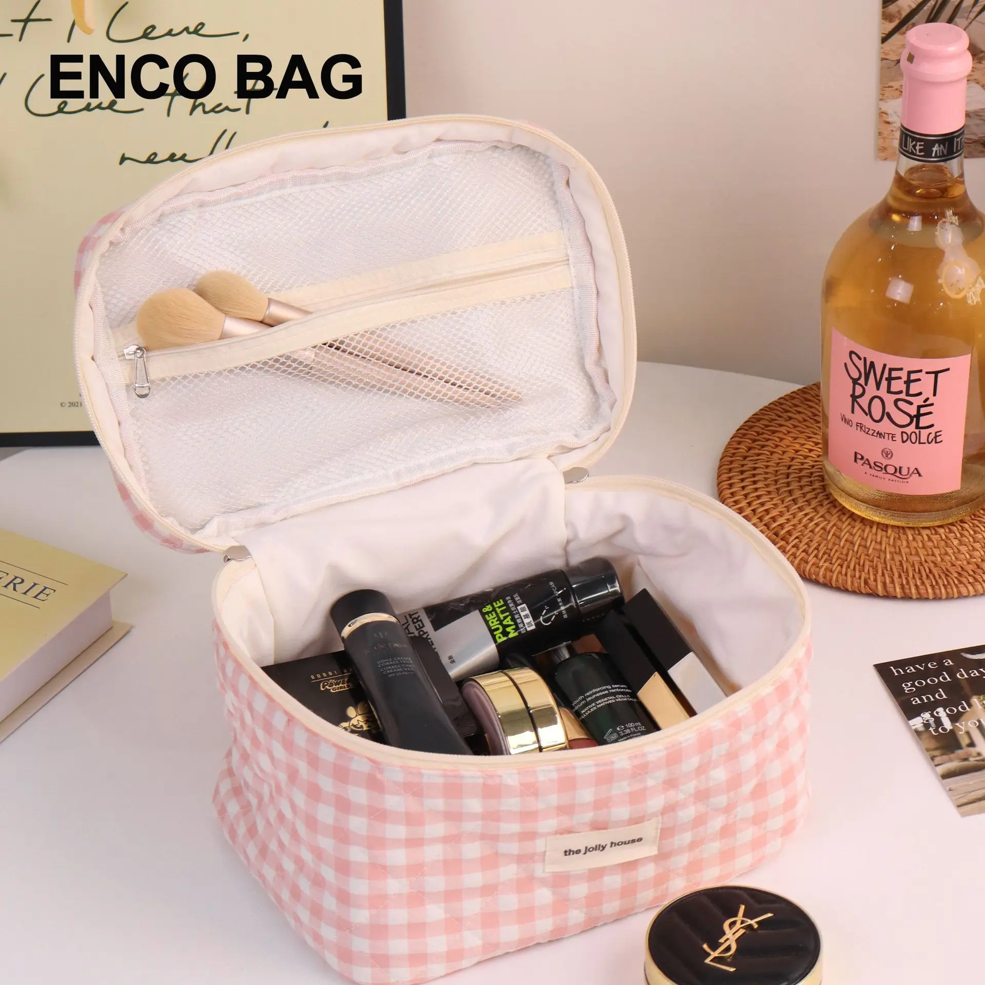 New Checkered Cosmetic Bag large Capacity Travel Makeup Storage Bags Girls Multifunctional Portable Sanitary Cotton Storage Bag
New Checkered Cosmetic Bag large Capacity Travel Makeup Storage Bags Girls Multifunctional Portable Sanitary Cotton Storage Bag