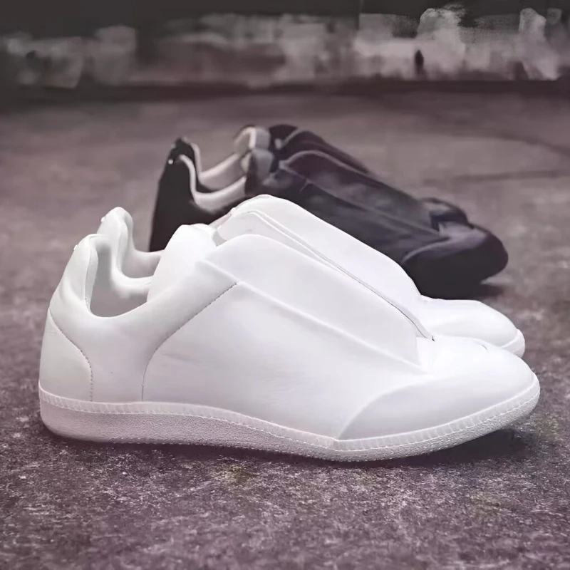 Мужская обувь премиум-класса, высококачественные кожаные мужские кроссовки и повседневная обувь, роскошная дизайнерская обувь для мужчин, кроссовки tenis hombre
Мужская обувь премиум-класса, высококачественные кожаные мужские кроссовки и повседневная обувь, роскошная дизайнерская обувь для мужчин, кроссовки tenis hombre