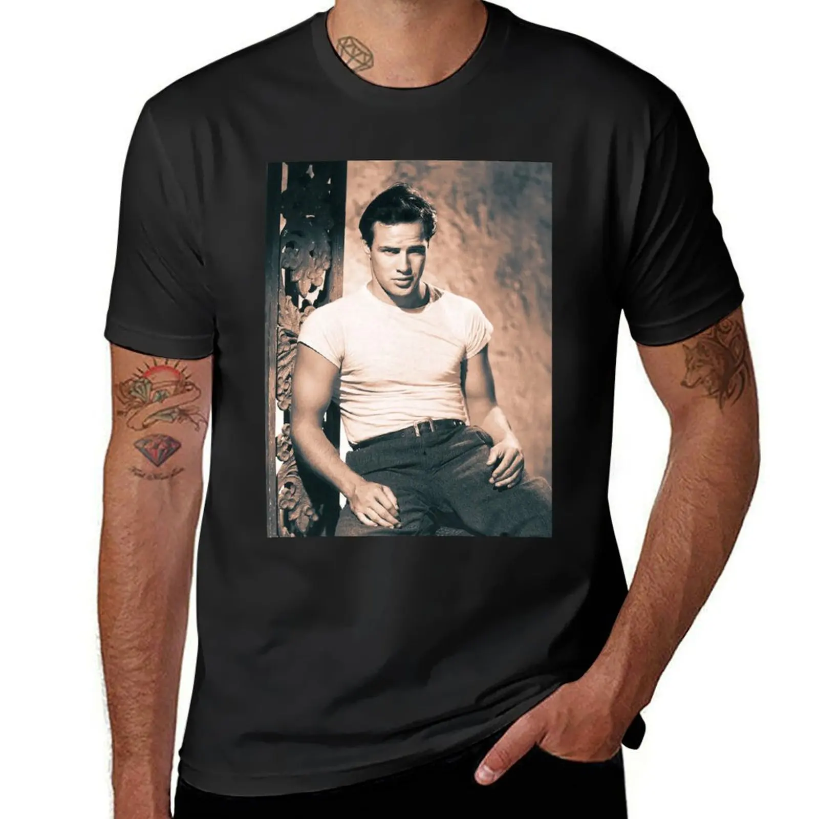 Marlon Brando - Vintage - D42 T-Shirt summer tops summer clothes heavyweights customizeds t shirt for men
Marlon Brando - Vintage - D42 T-Shirt summer tops summer clothes heavyweights customizeds t shirt for men